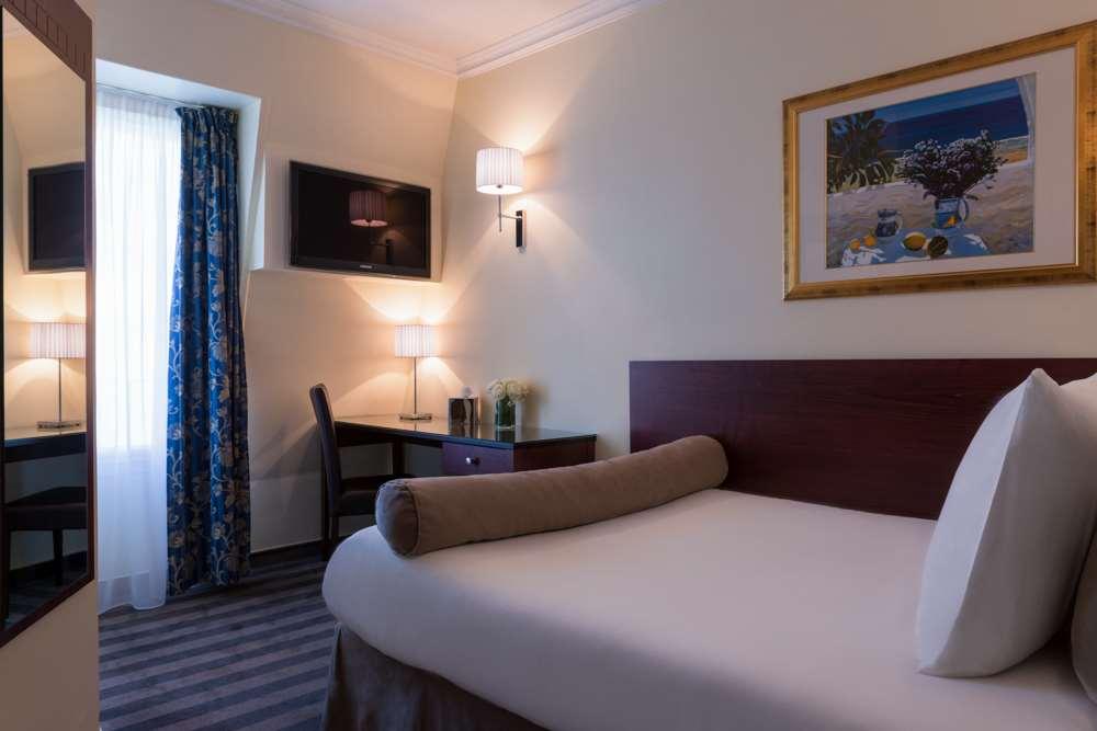 Hotel Saint Cyr Etoile Paris Room photo