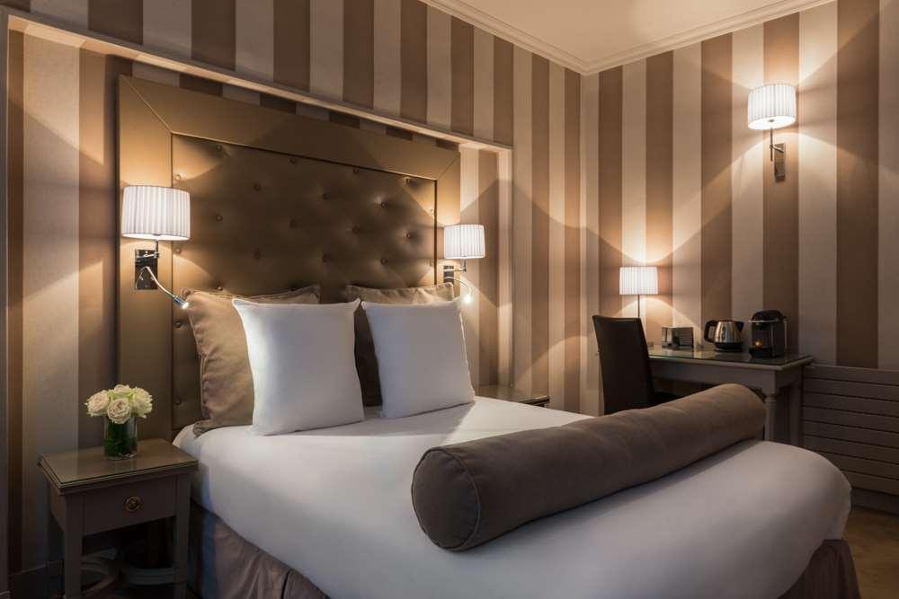 Hotel Saint Cyr Etoile Paris Room photo